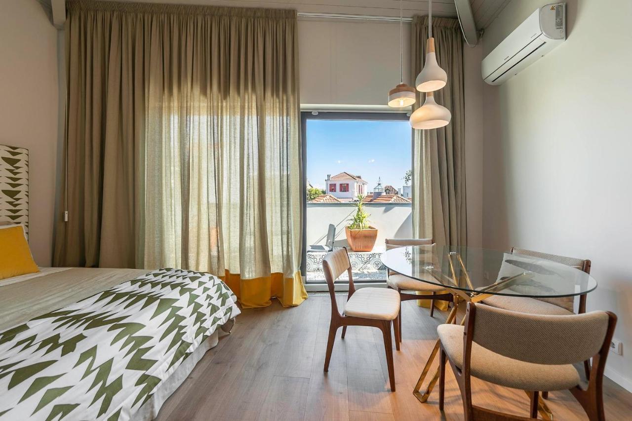 Palacio Fenizia - Bonfim 191 By Lovelystay Porto Bagian luar foto