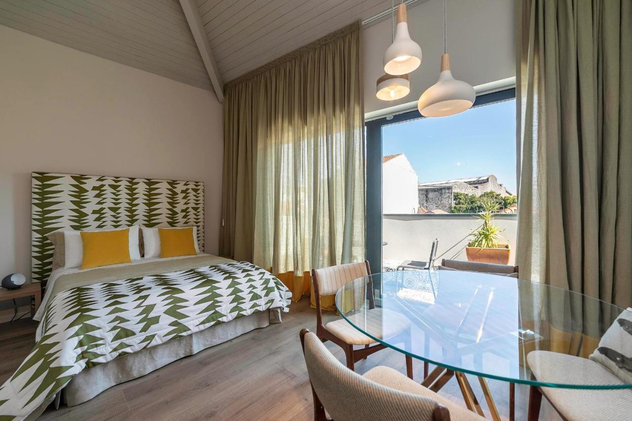 Palacio Fenizia - Bonfim 191 By Lovelystay Porto Bagian luar foto