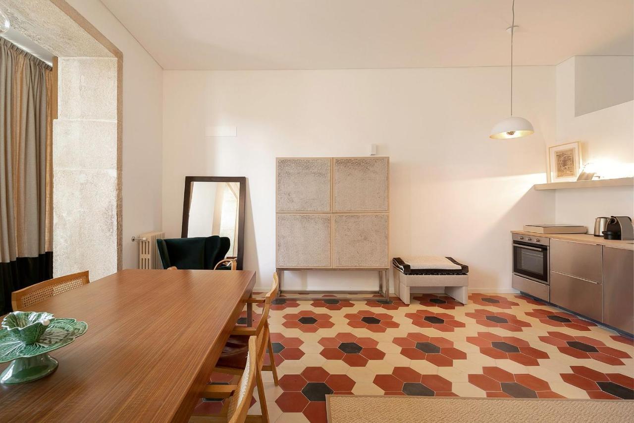 Palacio Fenizia - Bonfim 191 By Lovelystay Porto Bagian luar foto