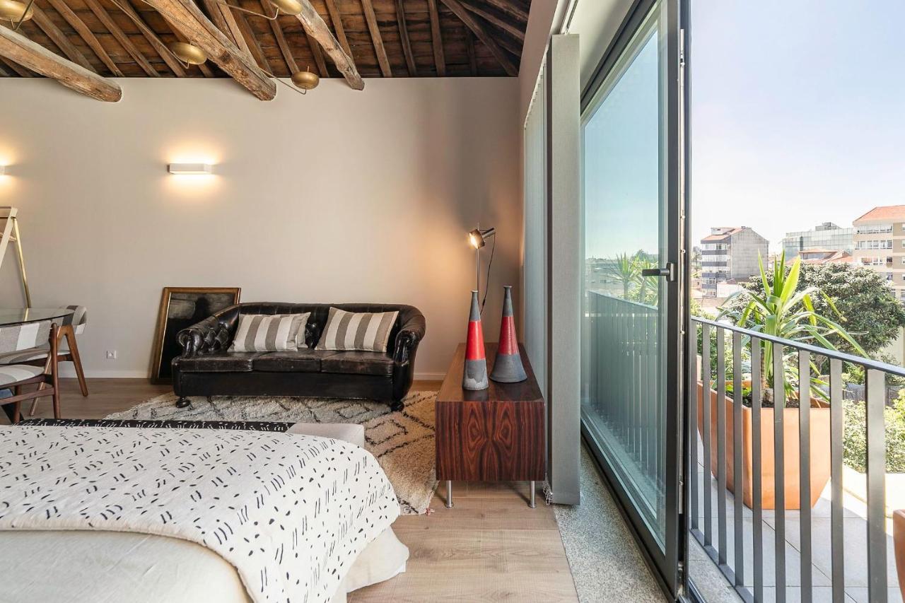 Palacio Fenizia - Bonfim 191 By Lovelystay Porto Bagian luar foto