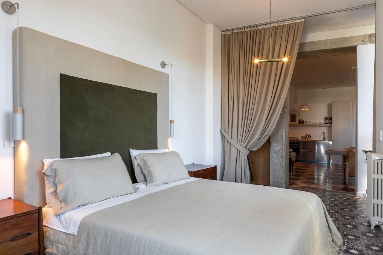Palacio Fenizia - Bonfim 191 By Lovelystay Porto Bagian luar foto