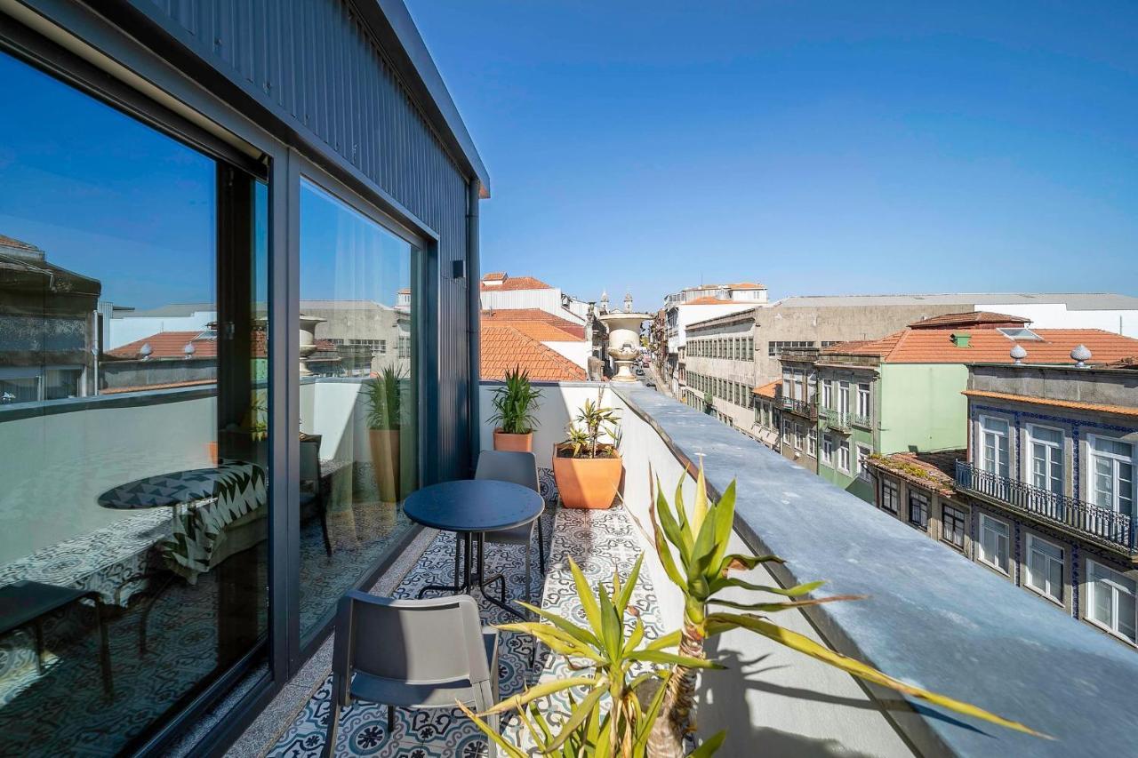 Palacio Fenizia - Bonfim 191 By Lovelystay Porto Bagian luar foto