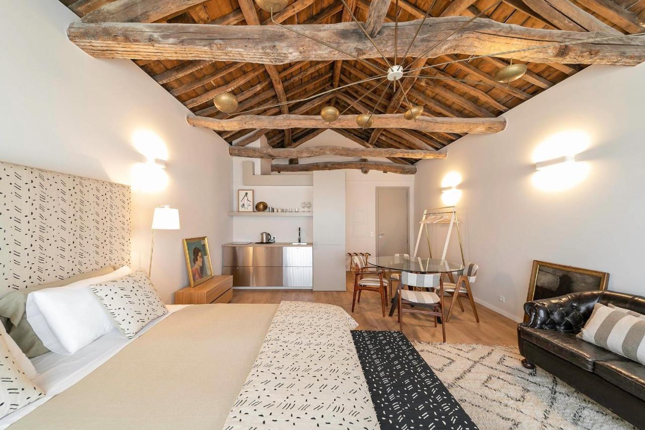 Palacio Fenizia - Bonfim 191 By Lovelystay Porto Bagian luar foto