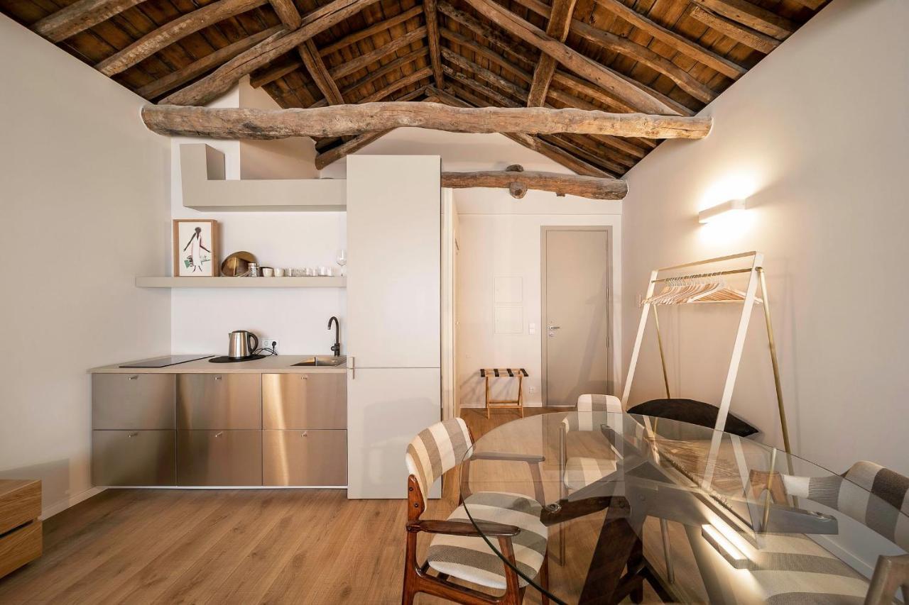 Palacio Fenizia - Bonfim 191 By Lovelystay Porto Bagian luar foto