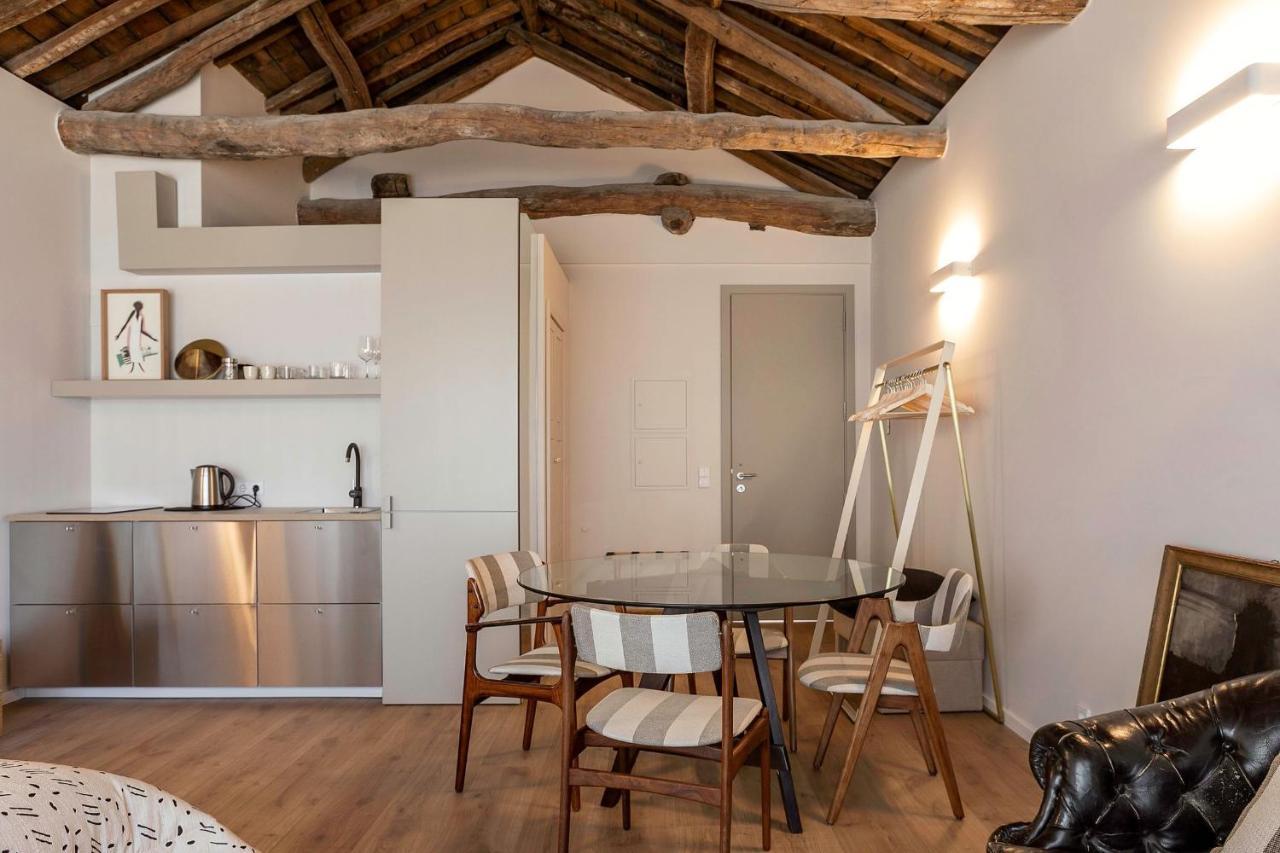 Palacio Fenizia - Bonfim 191 By Lovelystay Porto Bagian luar foto