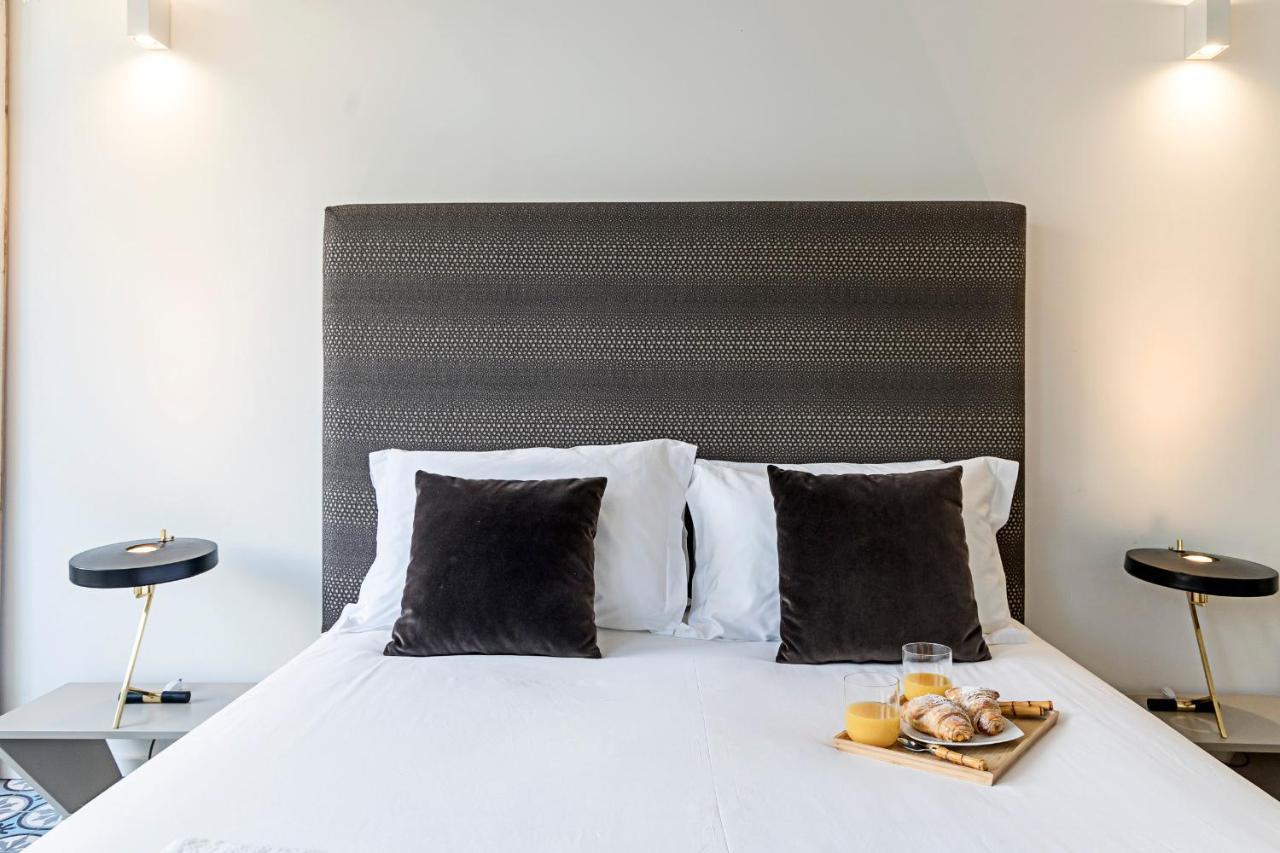 Palacio Fenizia - Bonfim 191 By Lovelystay Porto Bagian luar foto