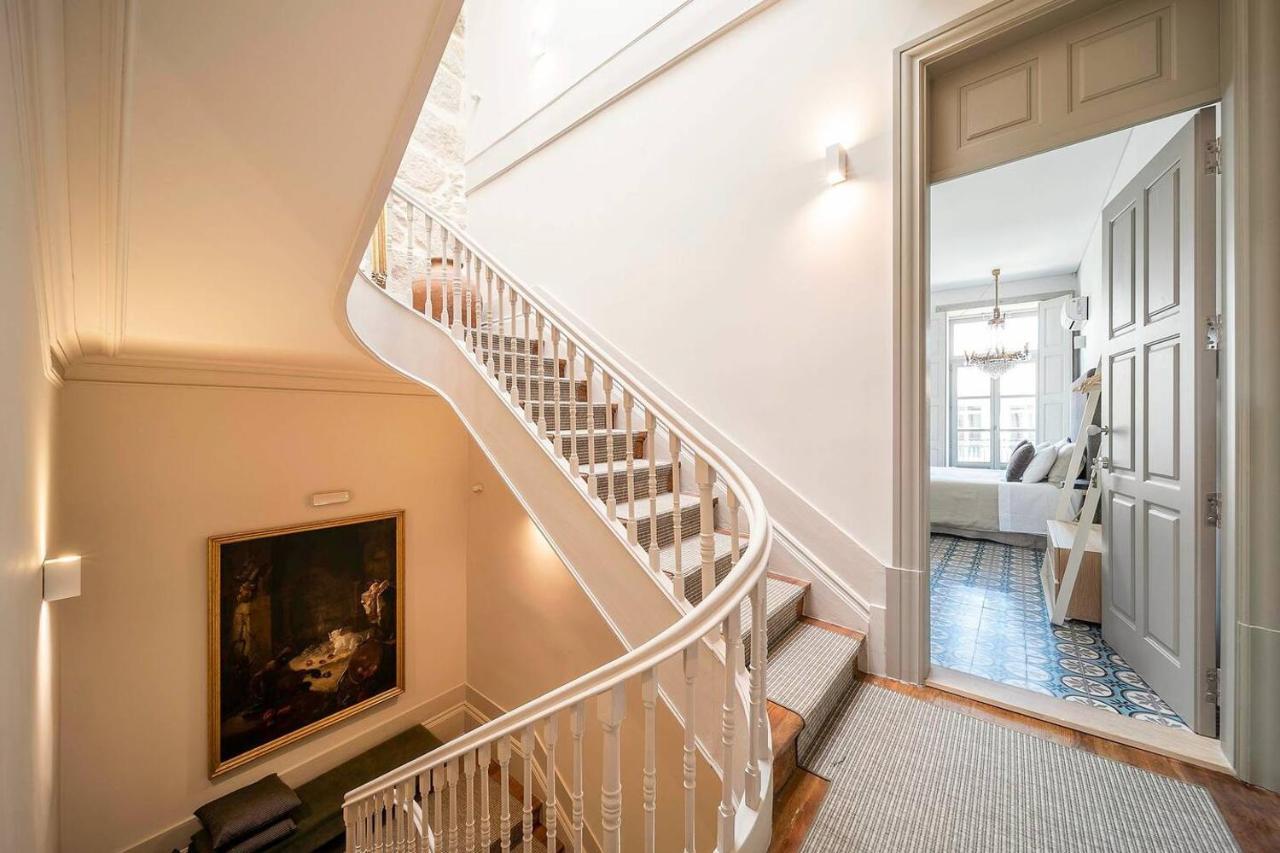Palacio Fenizia - Bonfim 191 By Lovelystay Porto Bagian luar foto