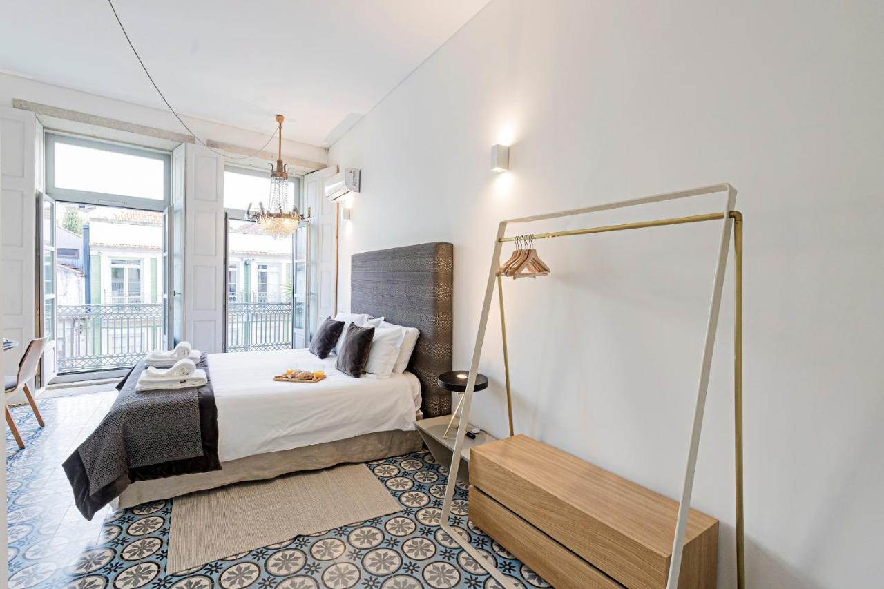 Palacio Fenizia - Bonfim 191 By Lovelystay Porto Bagian luar foto